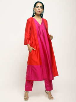 trueBrowns - Red Pink Jacket Kurta - Set of 3