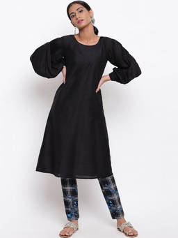 trueBrowns - Black Kurta With Checks Print Pant (Set of 2)