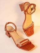 Tan color option, Sold out, Currently selected