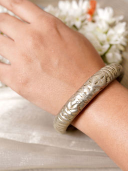 Teejh - By Joker and Witch Silver Brass Bangle