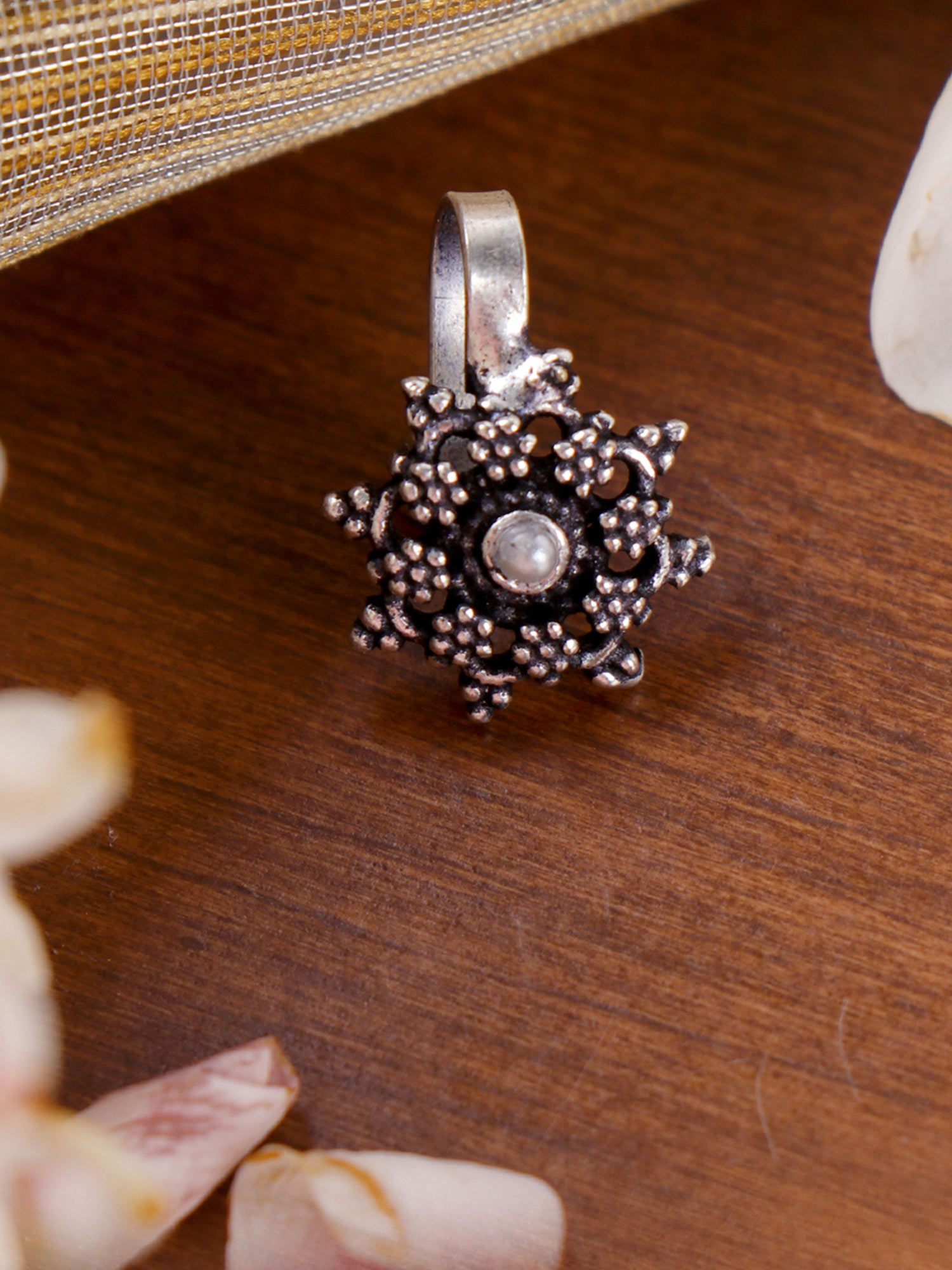 Marriage Gold Mukkera Designs About 7 Of These Are Wedding Decorations Amp Gifts 2 Are Event Amp Party Supplies And 0 Are Christmas Decoration Supplies Zalotev You do not know what storm i have walked through. zalotev