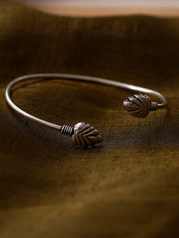 Teejh - By Joker and Witch Silver Mixed Metal Bracelet