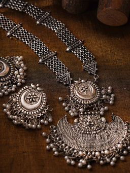 Teejh - by Joker and Witch Siyona Antique Silver Polish Necklace Set