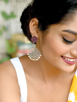 Teejh - by Joker and Witch Jali Red Filigree Pearl Earrings