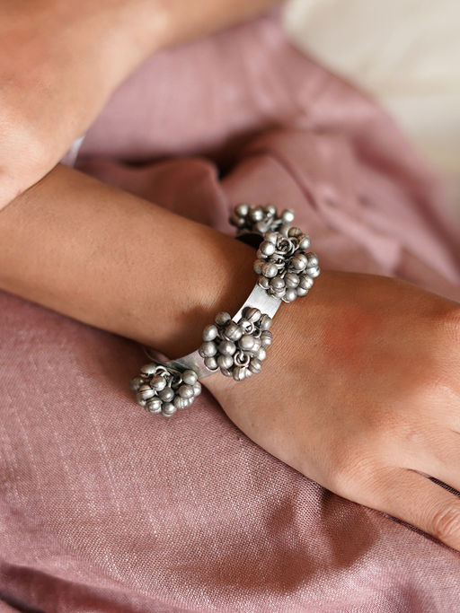 Teejh by Joker and Witch Chandhini Silver Oxidised Ghungroo Bracelet for Women