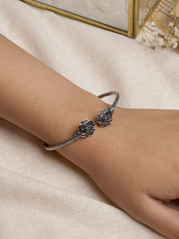 Teejh - by Joker and Witch Sanyata Silver Oxidised Floral Bracelet for Women