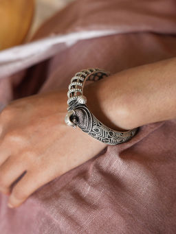 Teejh - by Joker and Witch Aishay Silver Oxidised Bangle for Women