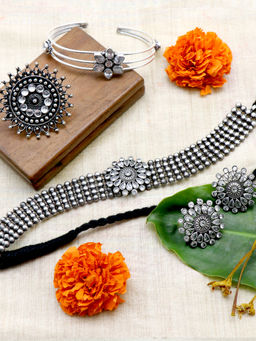 Teejh - by Joker and Witch White Zuri Stone Oxidized Jewellery Gift Set