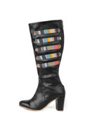 Black color option, Sold out, Currently selected