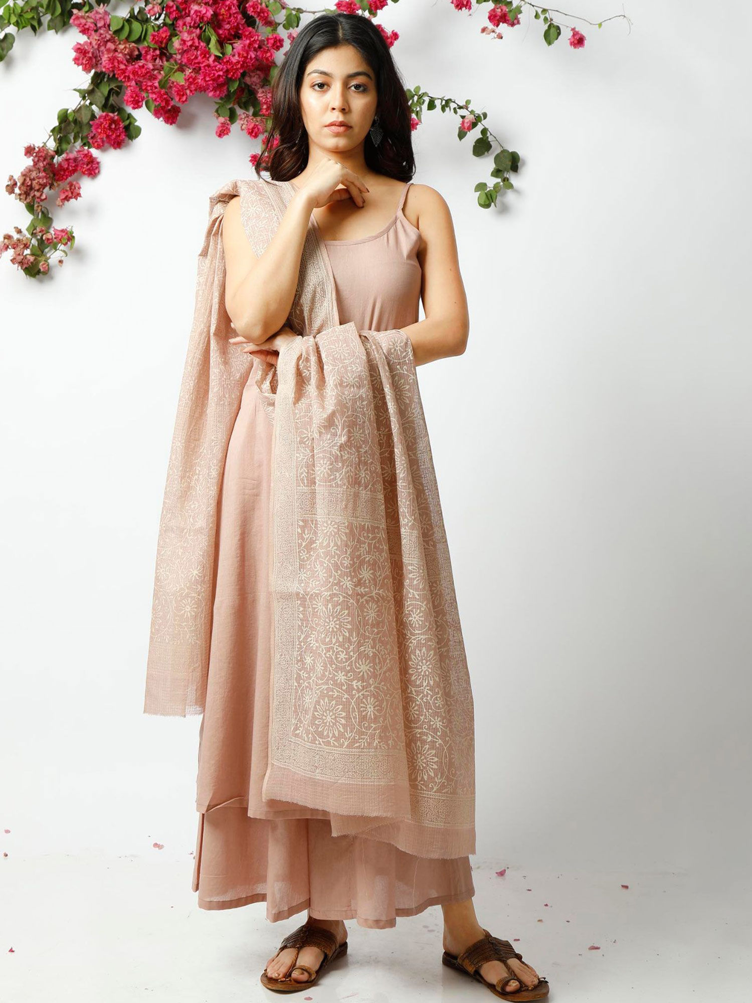 The Regal Beige Dupatta-image-18