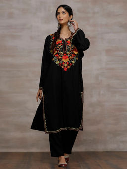 Tjori - Black Embroidered Kurta