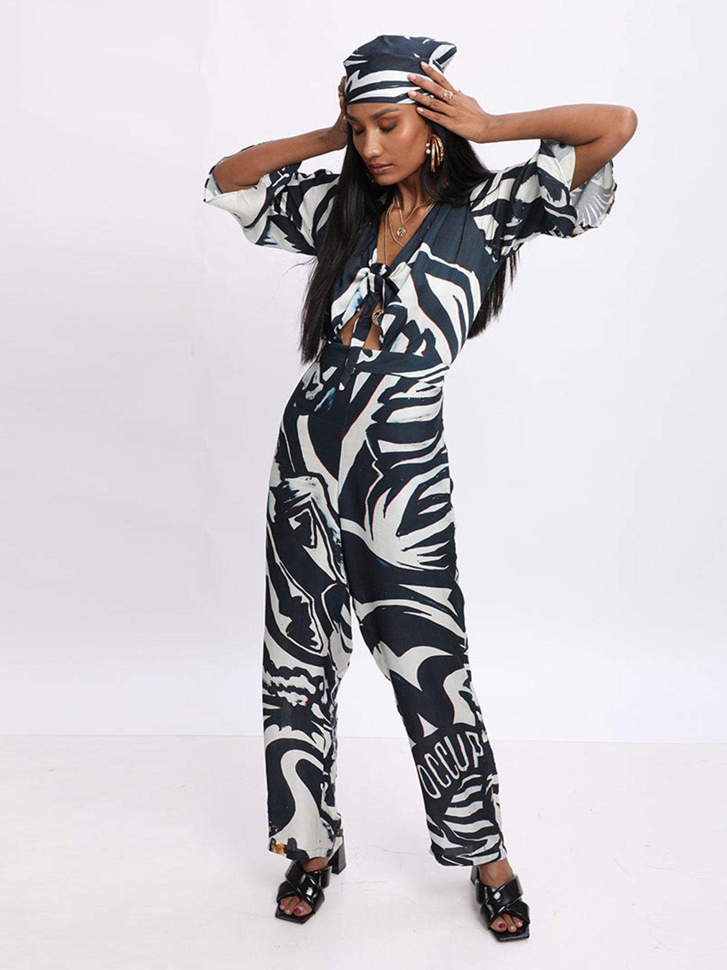 Black White Printed Tie-up Kaf Jumpsuit 