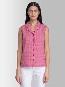 FableStreet - Red Notch Collar Check Top