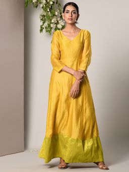 trueBrowns - Mustard Yellow Panelled Green Border Dress