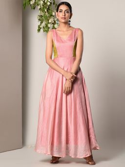 trueBrowns - Mud Pink Contrast Yoke Dress