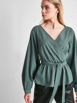Trendyol - Green Solid Casual Top