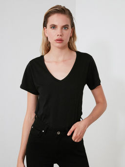 Trendyol - Multi-Color Solid Casual T-shirt (Pack of 3)