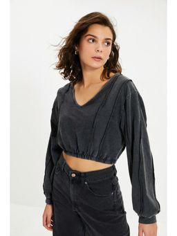 Trendyol - Grey Full Sleeves V Neck Crop Top