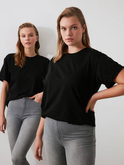 Trendyol - Women'S Black Solid/Plain Pattern T-Shirts