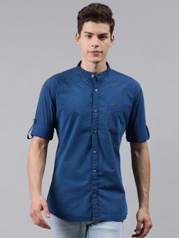 Urbano Fashion - Men Dark Blue Cotton Full Sleeve Casual Shirt With Mandarin Collar Slim Fit