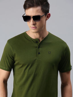 Urbano Fashion - Men's Olive Green Solid Henley Neck Slim Fit Cotton T-Shirt