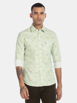 U.S. POLO ASSN. - Men Light Green Spread Collar Printed Cotton Casual Shirt