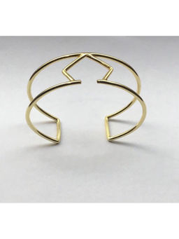 VARNIKA ARORA - Gild Golden Bracelet