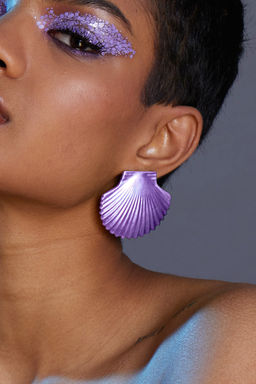 Valliyan - Purple Tops Shell Earring