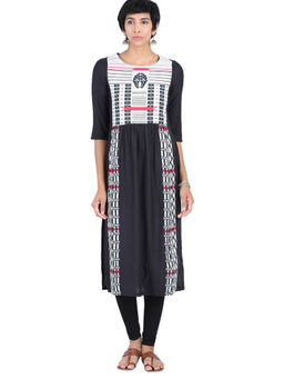 W - Black & Off White Round Neck Gathered Kurta