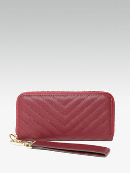 Twenty Dresses by Nykaa Fashion - Maroon Quilted In Style Wallet