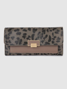 Twenty Dresses by Nykaa Fashion - Grey Wander With Me Leopard Print Wallet