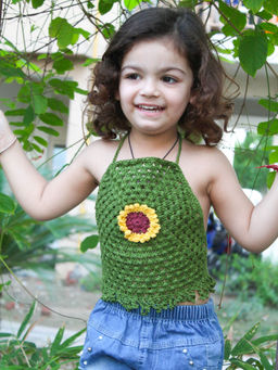 Woonie - Handmade Crochet Green Sunflower Halterneck Crop Top for Girls