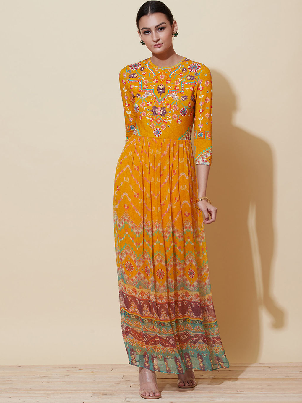Label Ritu Kumar Online Buy Label Ritu Kumar Latest Clothing Collection Nykaa Fashion This season's collection is all about structure and fit, in a way that label has never been before. label ritu kumar online buy label ritu kumar latest clothing collection nykaa fashion