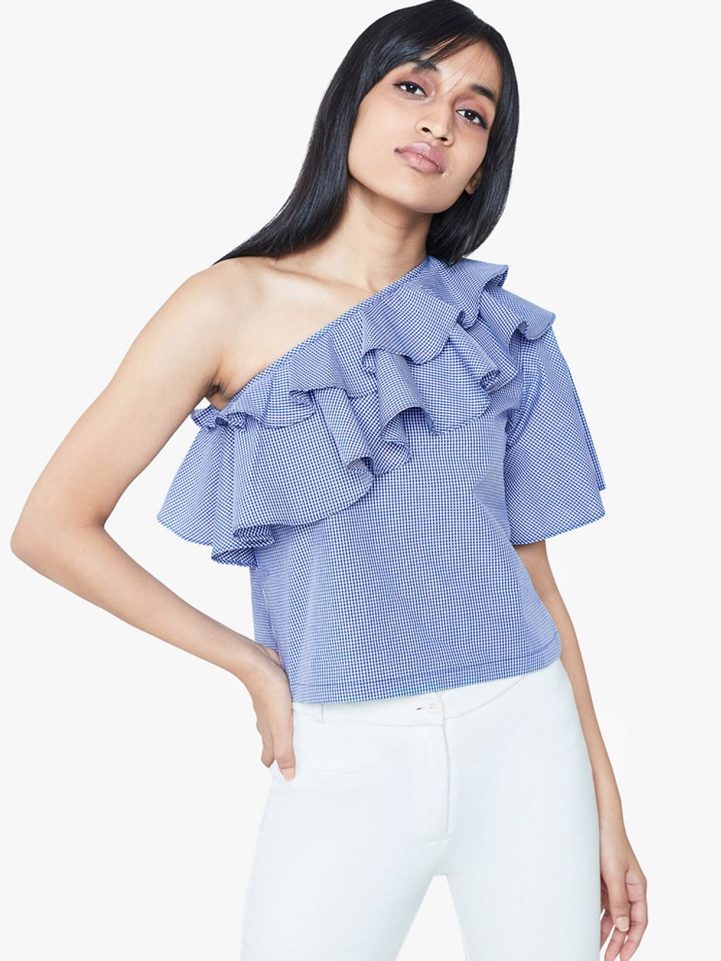 shoulder ruffles