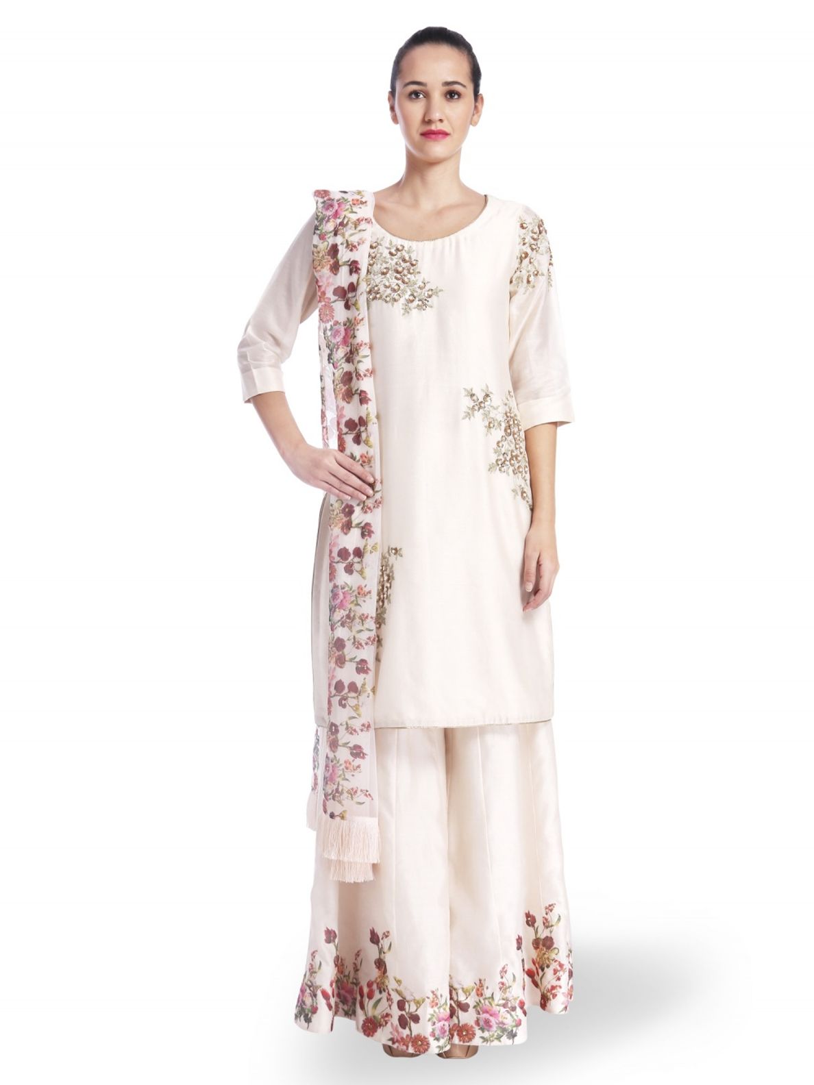 Amrita Thakur Salwar Suits And Sets Buy Amrita Thakur Chanderi Floral Embroidery Kurta Sharara Set Online Nykaa Fashion Amrita pravaha bhashya (on caitanya caritamrta) and other small compositions.