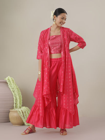 Buy ethnic wear for women Clearance