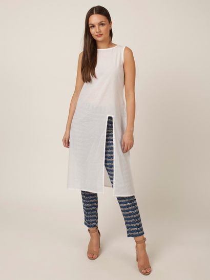 White Kurti Online Buy Best White Kurti Designs For Women Nykaa Fashion Here, you can get everything from zardozi embroidery that is done with gold and silver threads, and mirror embroidery, a. buy best white kurti designs for women