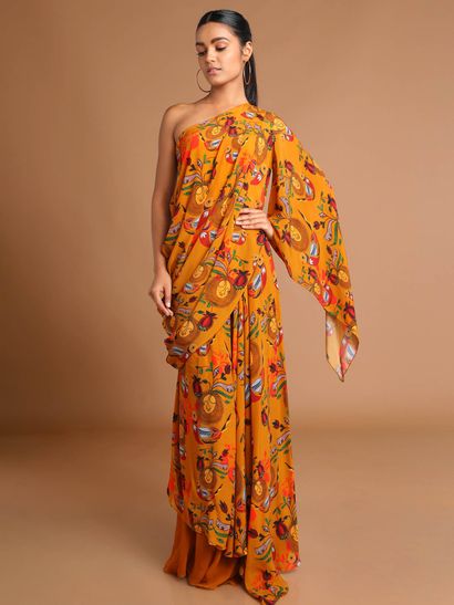Masaba Gupta Buy Latest Collection Of Masaba Gupta Designs Nykaa Fashion The strength of the masaba label lies in the ability to seamlessly blend traditional indian sensibilities and aesthetics with a modern.