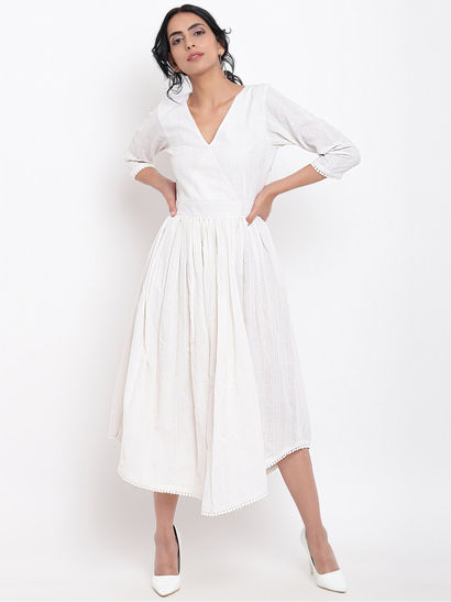 White Dress Buy White Dresses For Women Online Nykaa Fashion