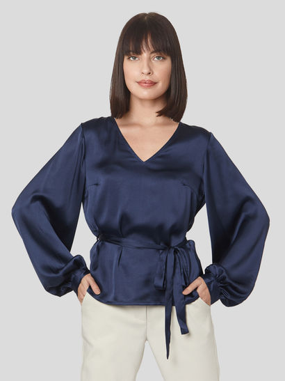 Bfky4o6 Q36x0m Vero moda launched in india in the year 2010. https www nykaafashion com designers vero moda c 4188