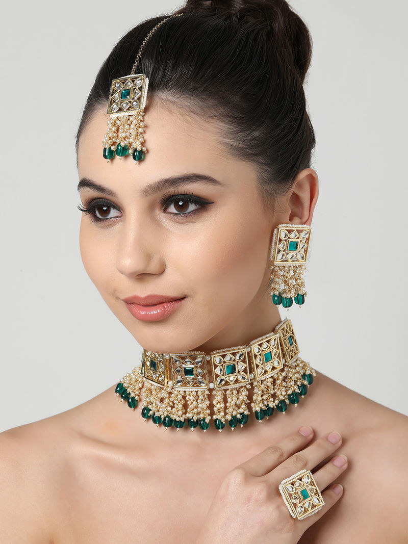 Zaveri Pearls Green Beads Kundan Choker 
