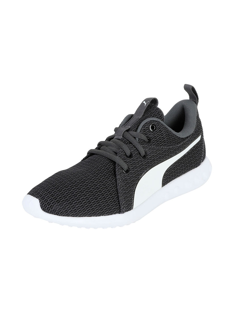 sports shoes online shopping