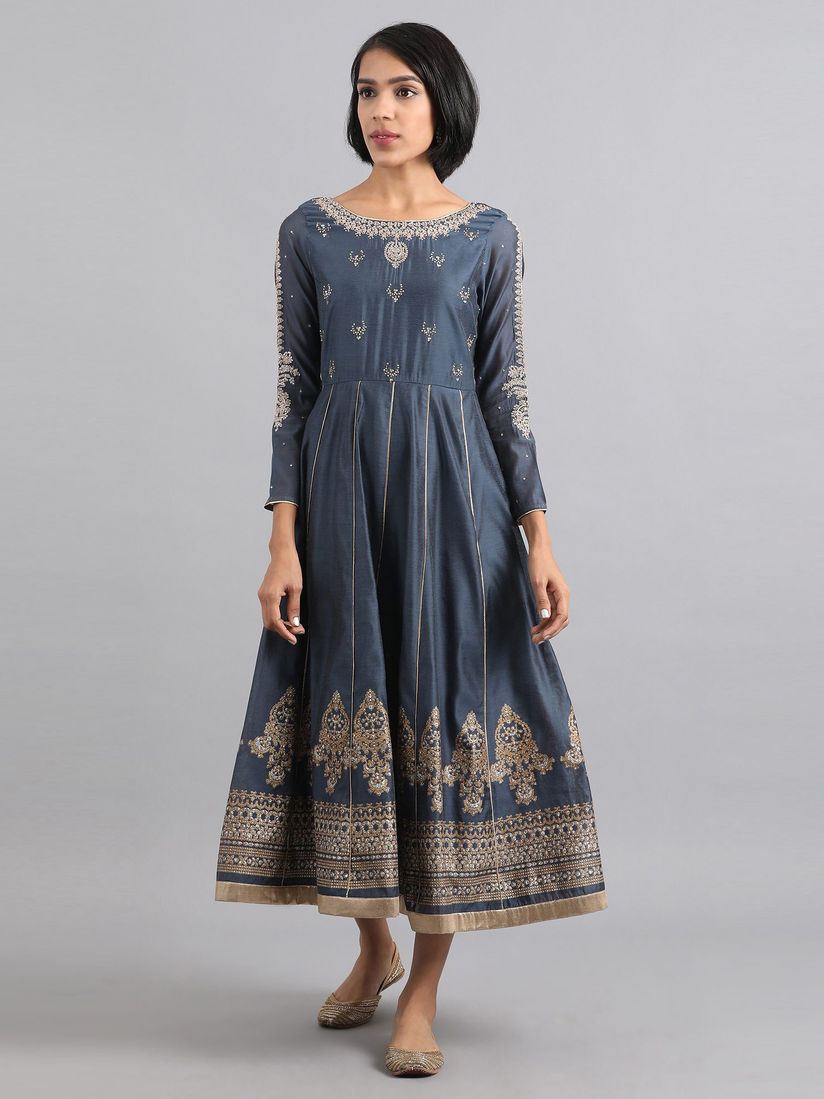 Round neck dress Clearance