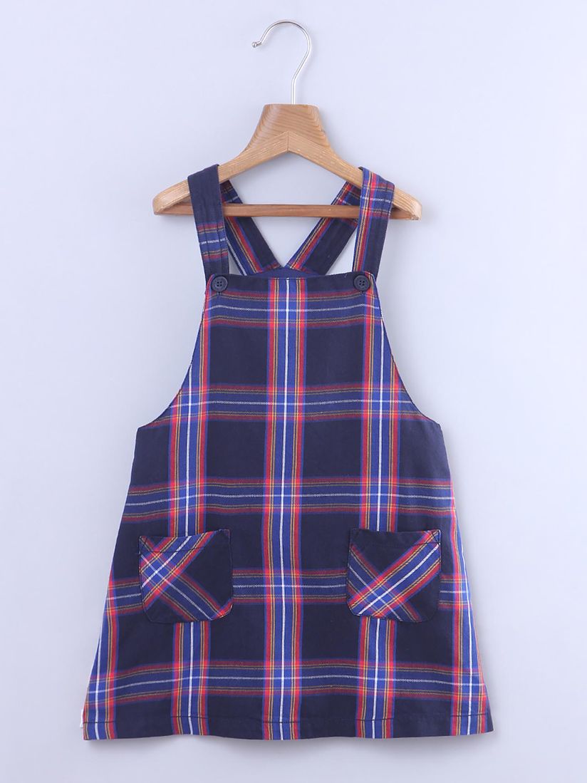 pinafore with pockets