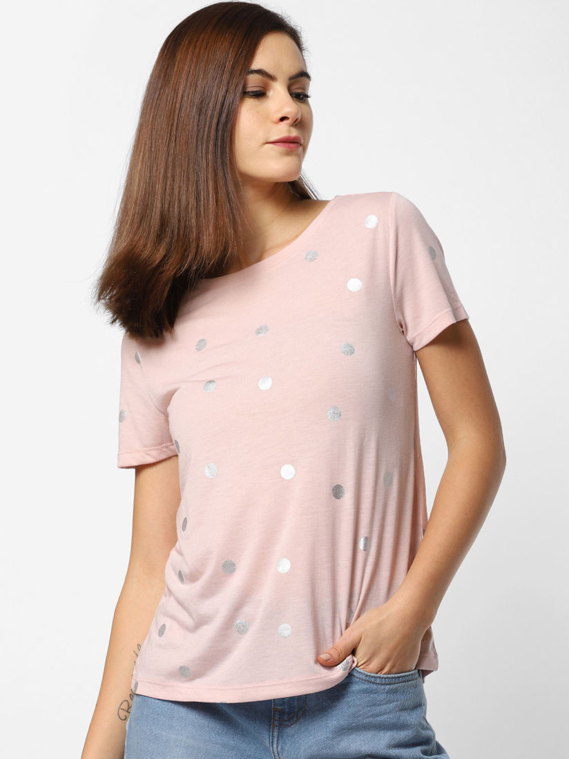 pink polka dot t shirt