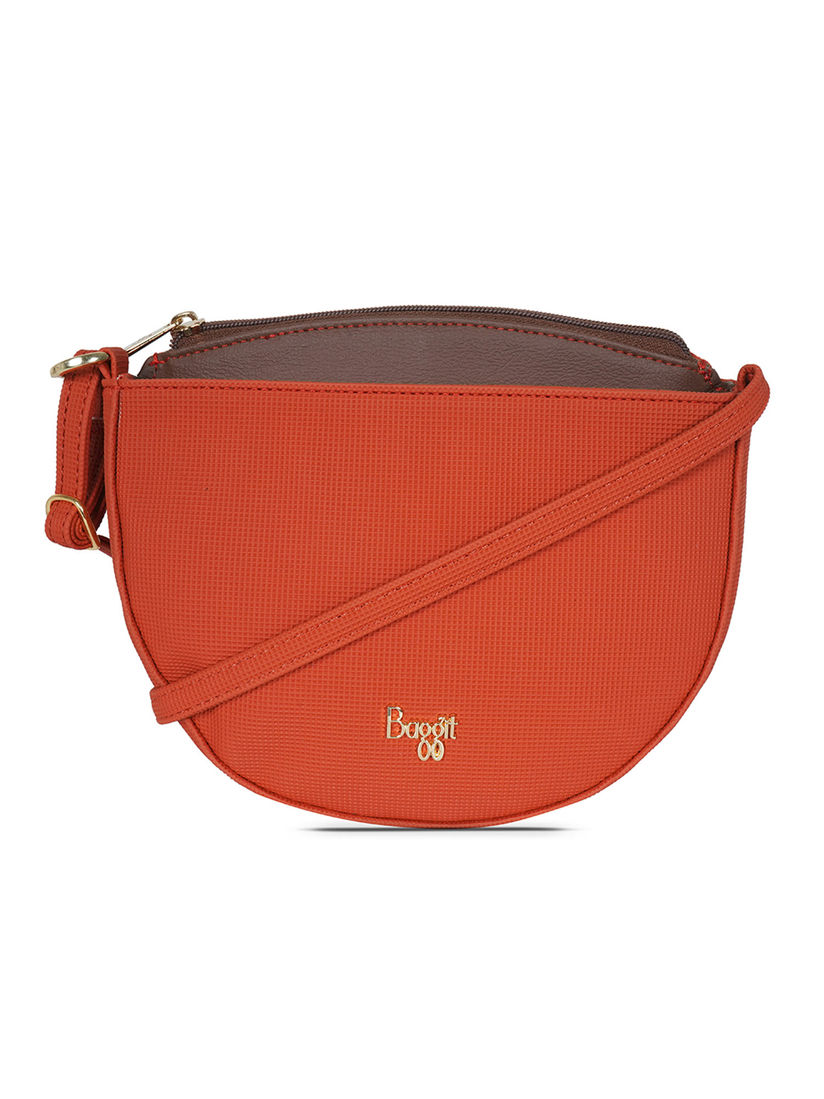 baggit red solid sling bag