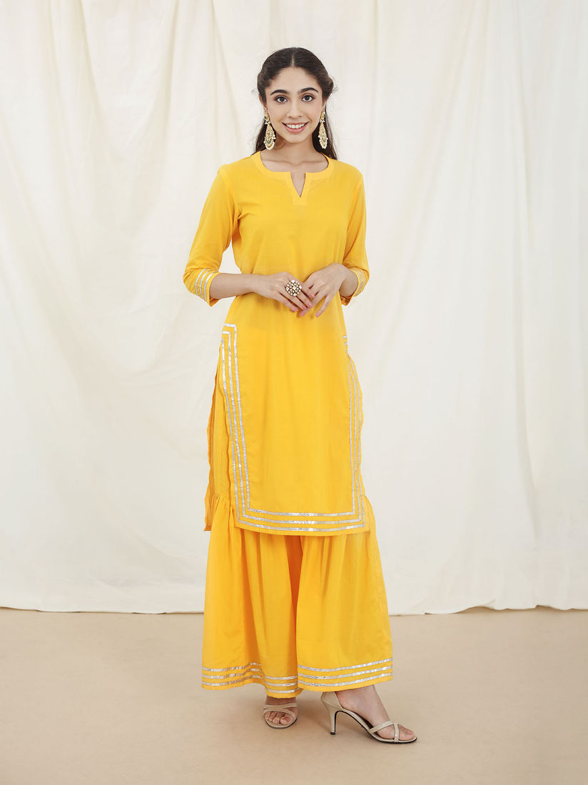 Ambraee Salwar Suits And Sets Ambraee Yellow Kurta Sharara Set Set Of 2 Online Nykaa Fashion In this video, you'll get to see some wonderful kurti with sharara designs & you're going to fall in love with. ambraee yellow kurta sharara set set of 2
