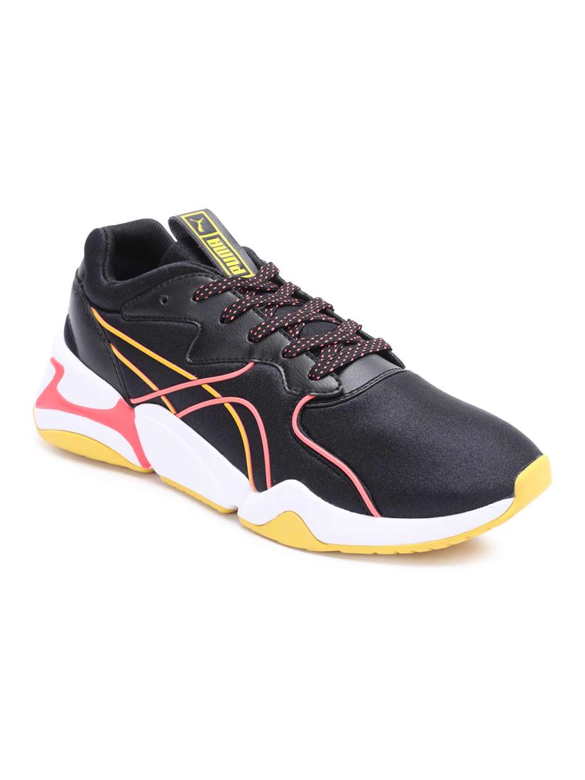 nova hypertech women's sneakers