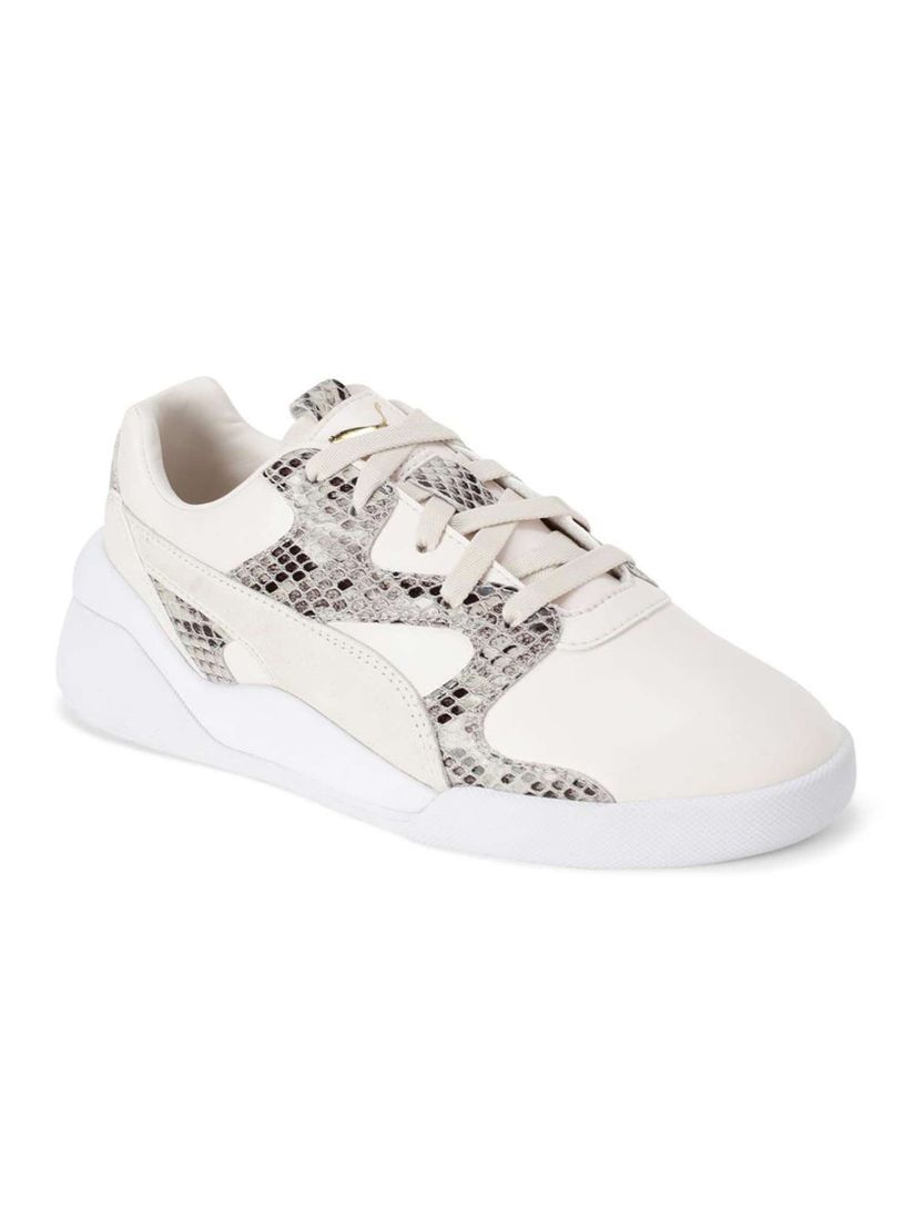 puma white casual shoes