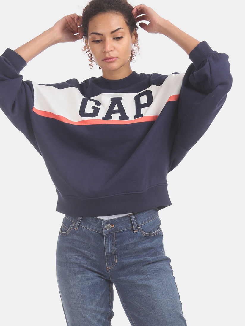 gap navy sweatshirt